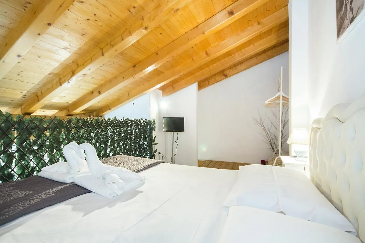 Апарт-отель Soleluna Apartments - By Relais Di Giada Lake Como