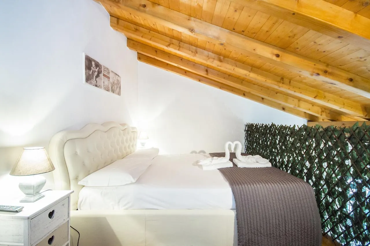 Soleluna Apartments - By Relais Di Giada Lake Como Апарт-отель