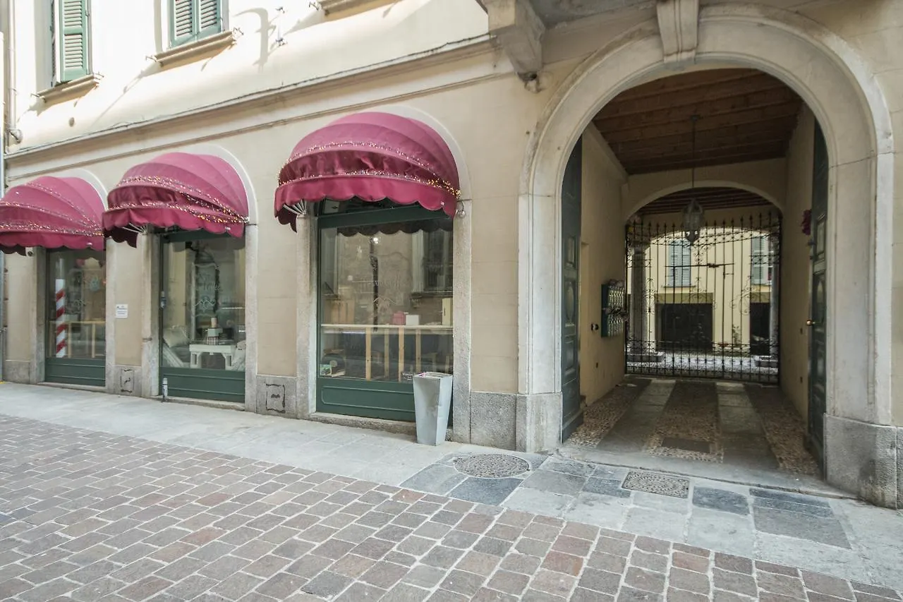 Soleluna Apartments - By Relais Di Giada Lake Como 2*,