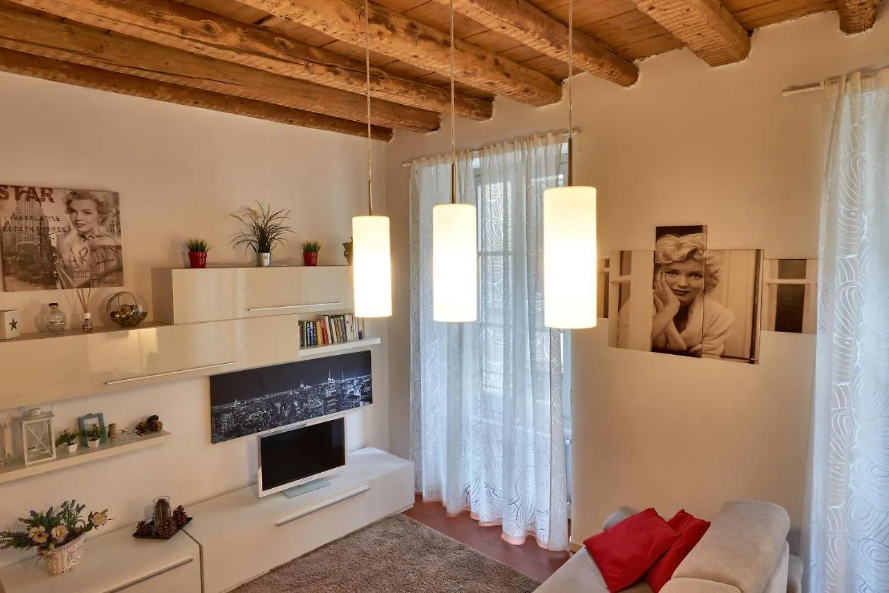 Soleluna Apartments - By Relais Di Giada Lake Como 2*,  Италия